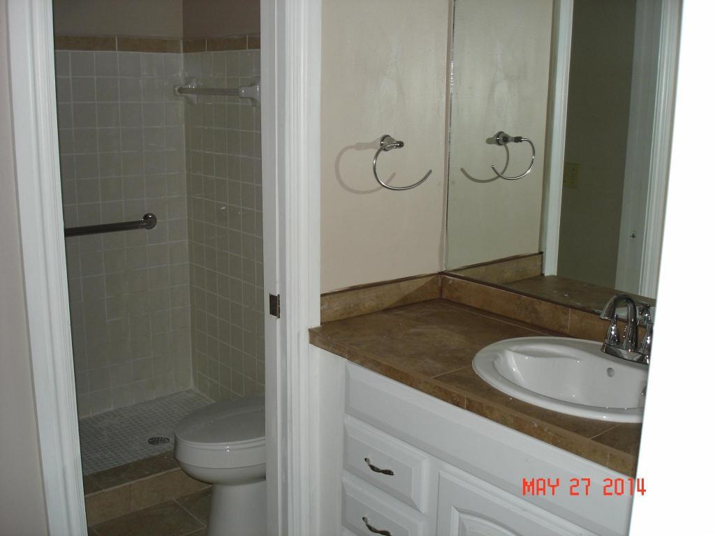 6014 Indrio Road, Unit F2 Fort Pierce, FL 34946 - Photo 8 of 12 master bath