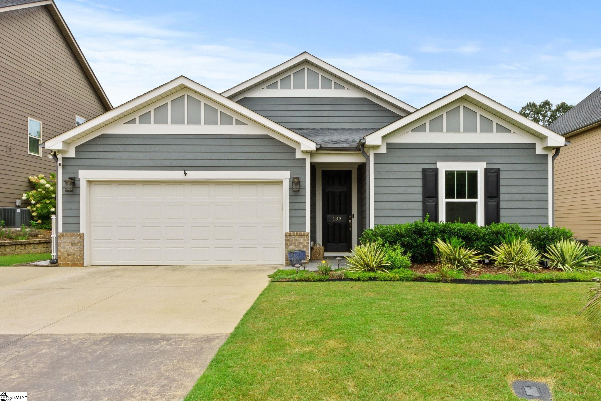 133 Redcroft Drive Greer, SC 29651 - Photo 3 of 45