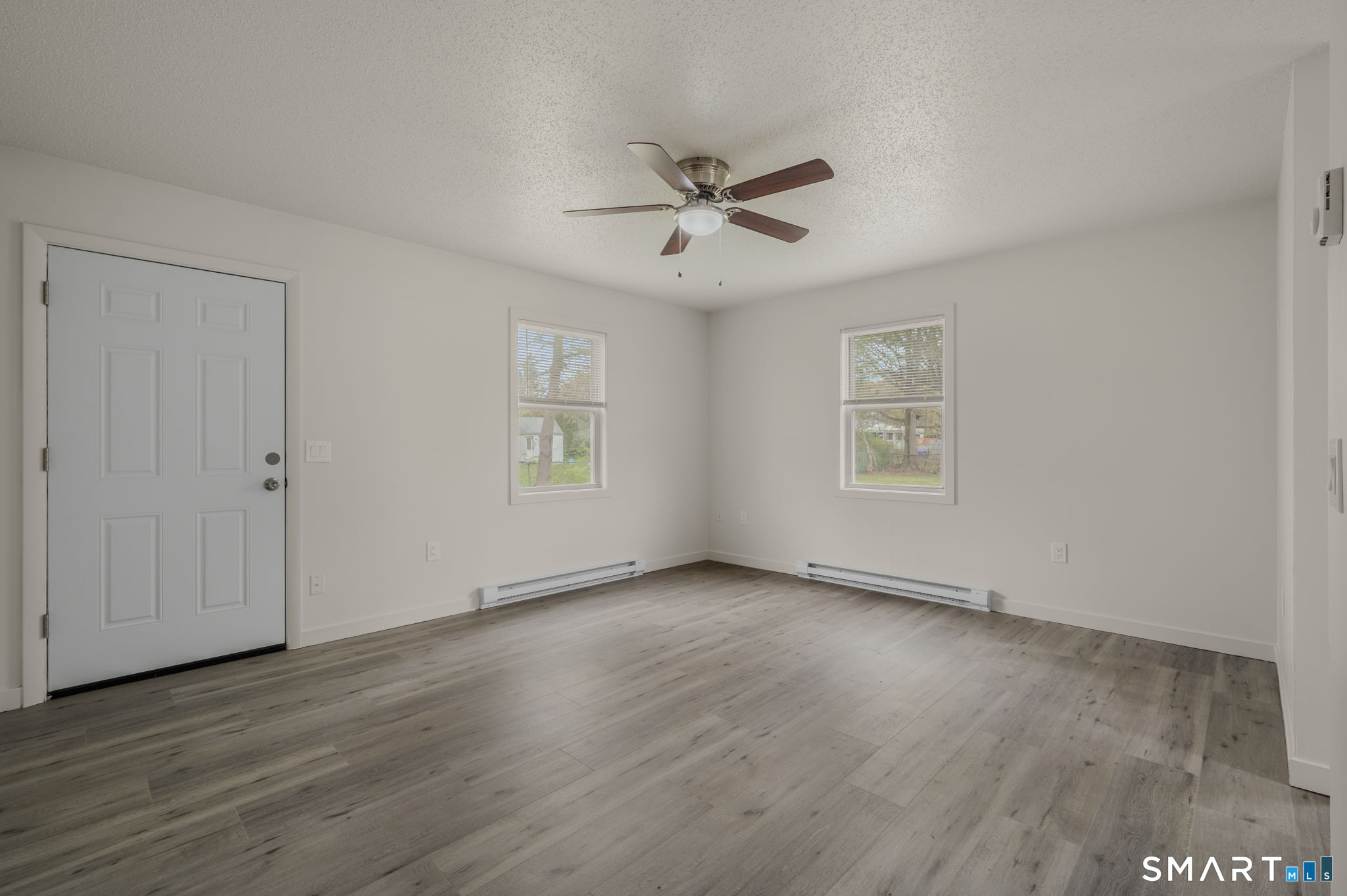 2 York Court Groton, CT 06340 - Photo 12 of 27