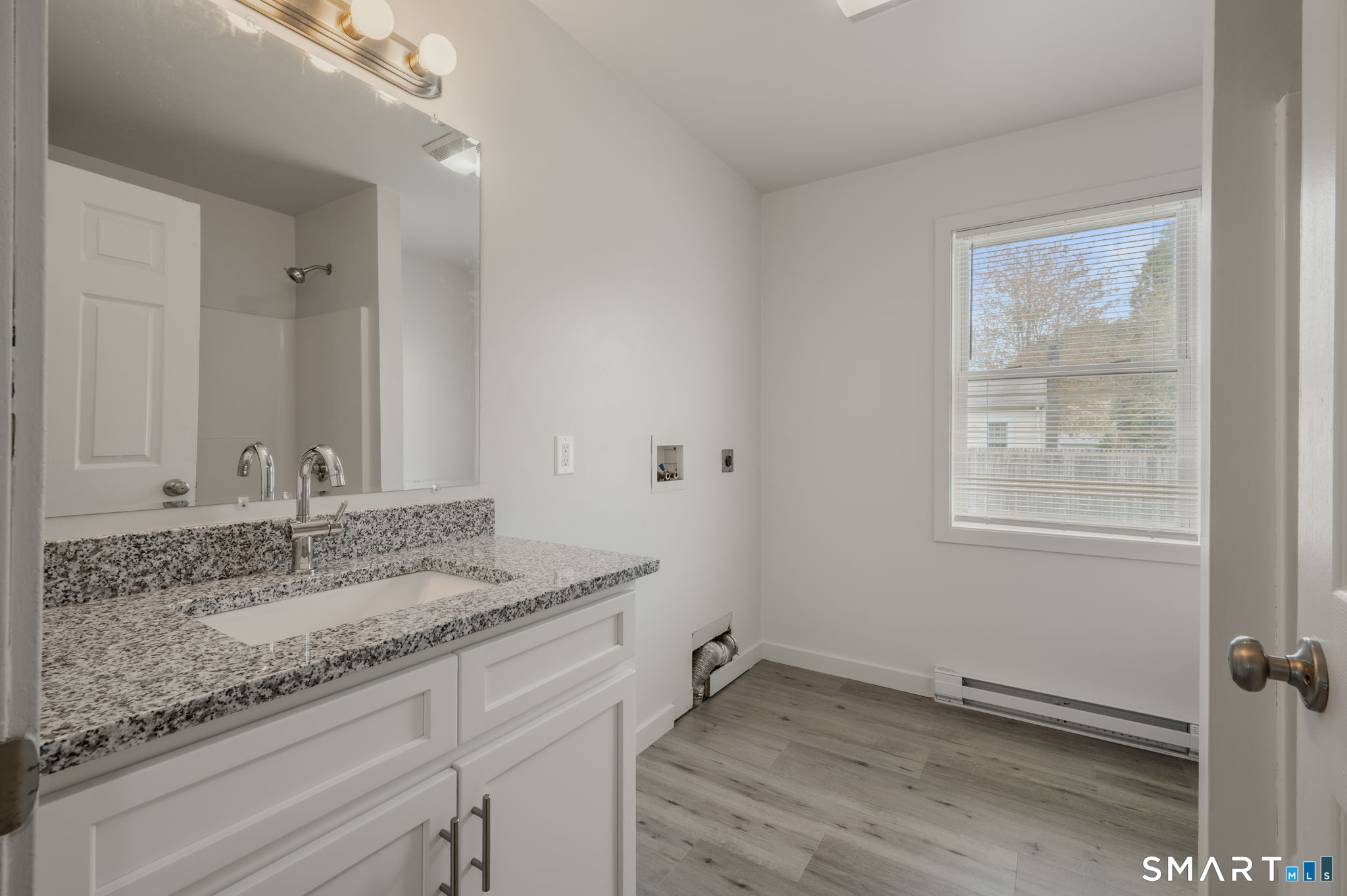 2 York Court Groton, CT 06340 - Photo 13 of 27