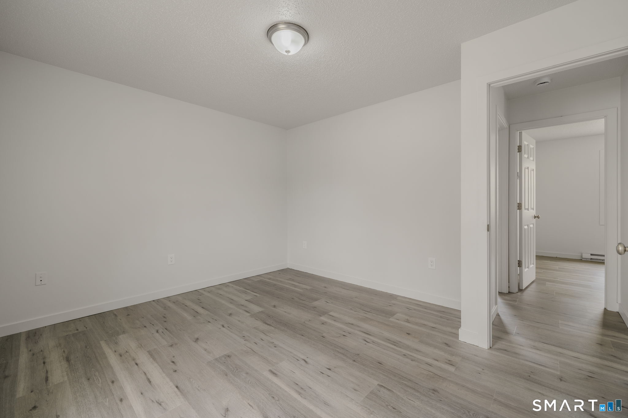 2 York Court Groton, CT 06340 - Photo 16 of 27
