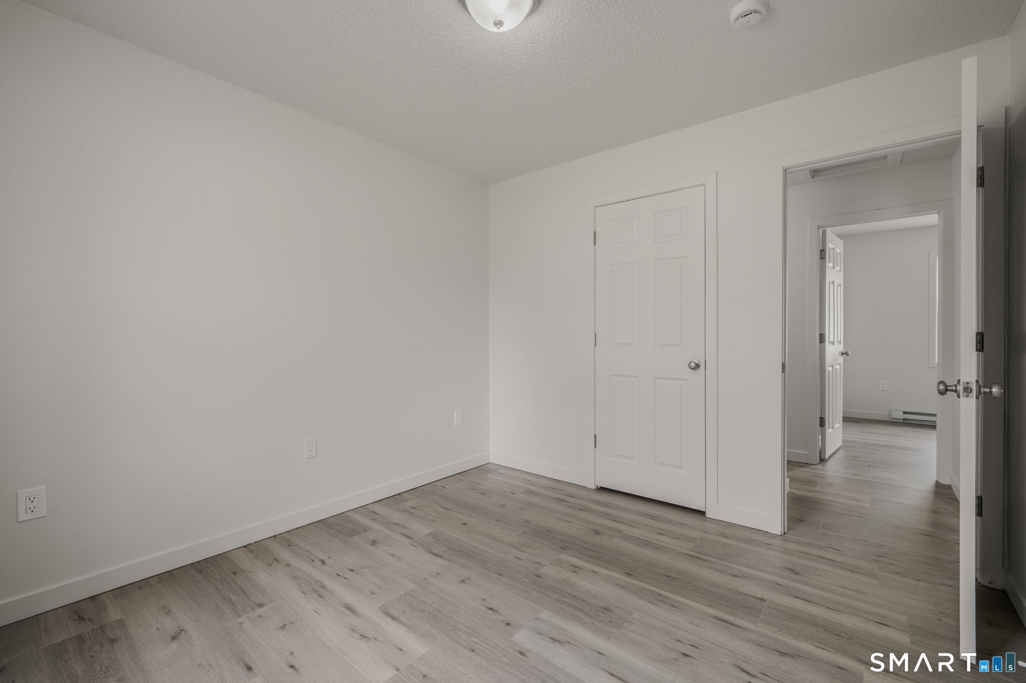 2 York Court Groton, CT 06340 - Photo 17 of 27