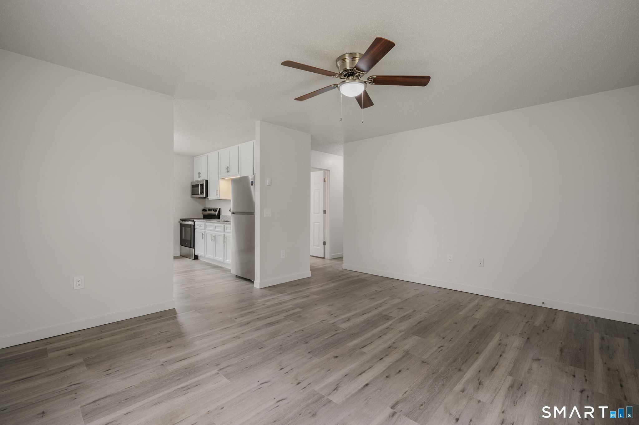 2 York Court Groton, CT 06340 - Photo 9 of 27