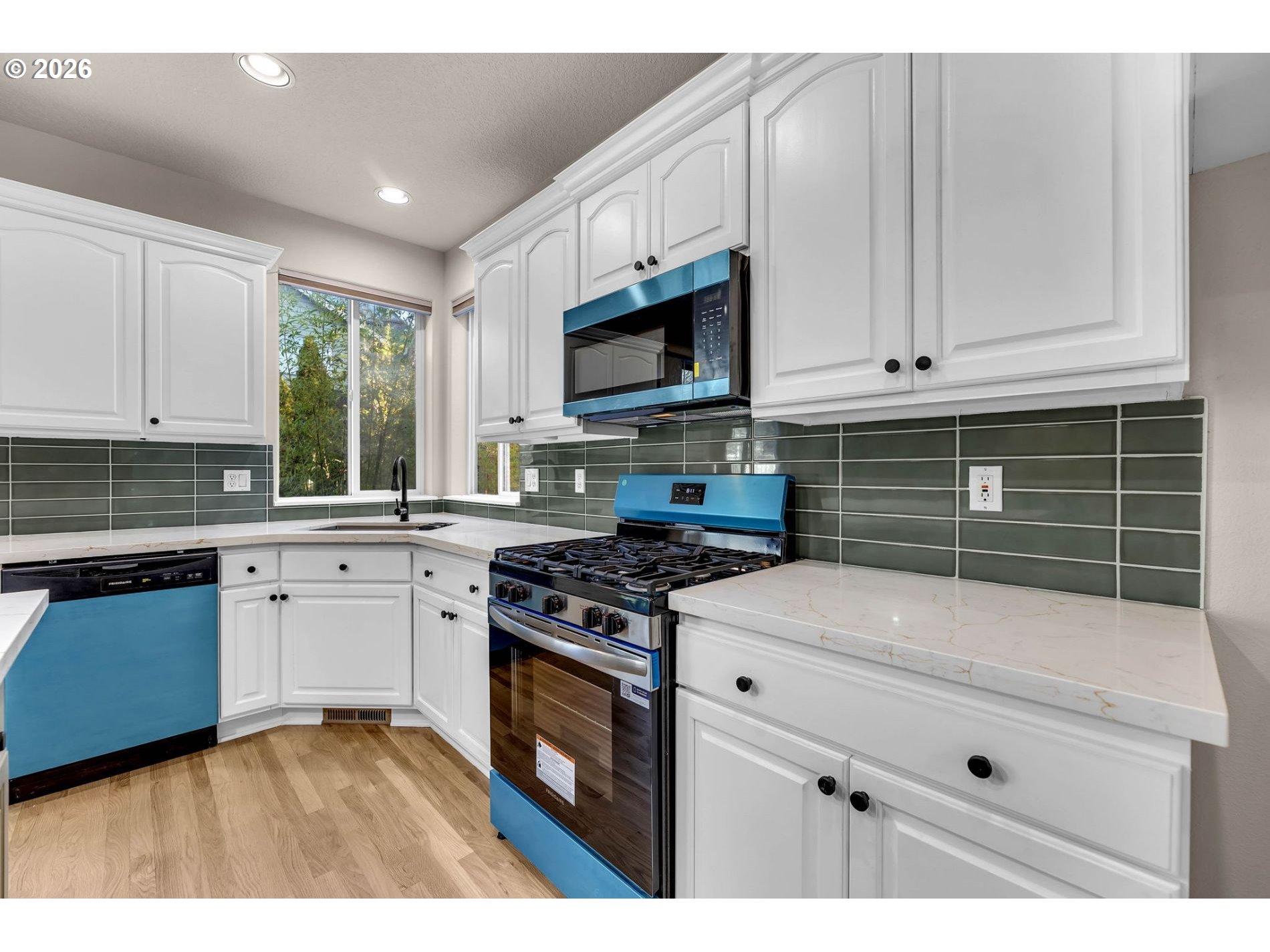 30 Southwest 167th Avenue Beaverton, OR 97006 - Photo 18 of 48