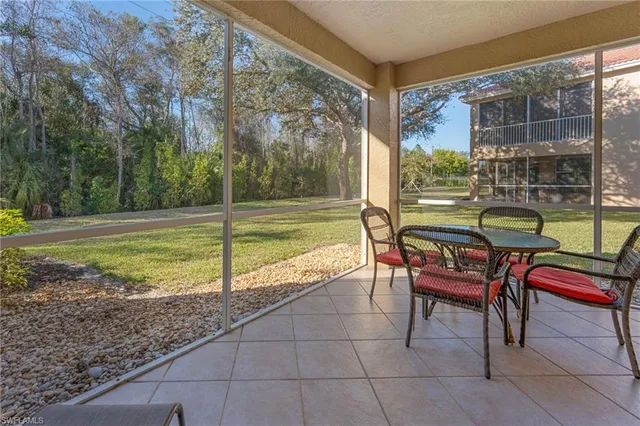 $399,900 | 6765 Huntington Lakes Circle, Unit 102, Naples, FL 34119
