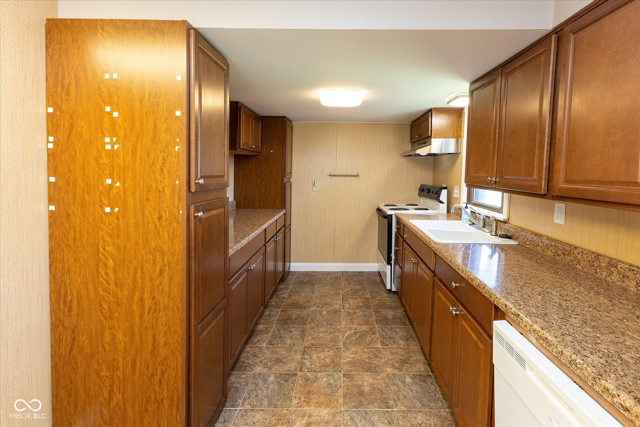 113 North Raceway Road Indianapolis, IN 46234 - Photo 7 of 22 Gallery Image 7