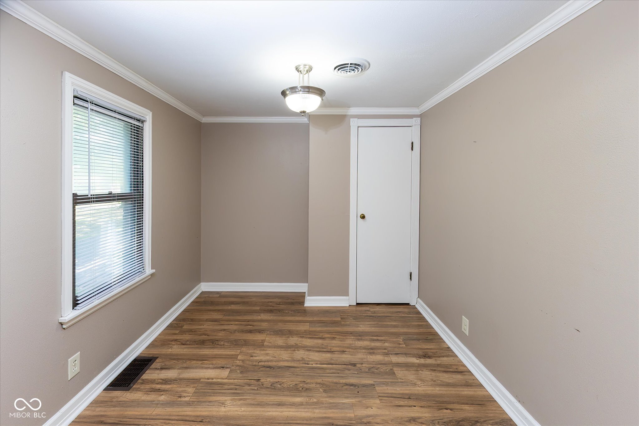 113 North Raceway Road Indianapolis, IN 46234 - Photo 8 of 22 Gallery Image 8