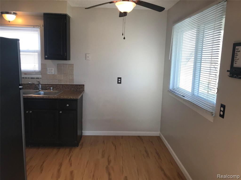 8082 Robert Street Taylor, MI 48180 - Photo 5 of 14