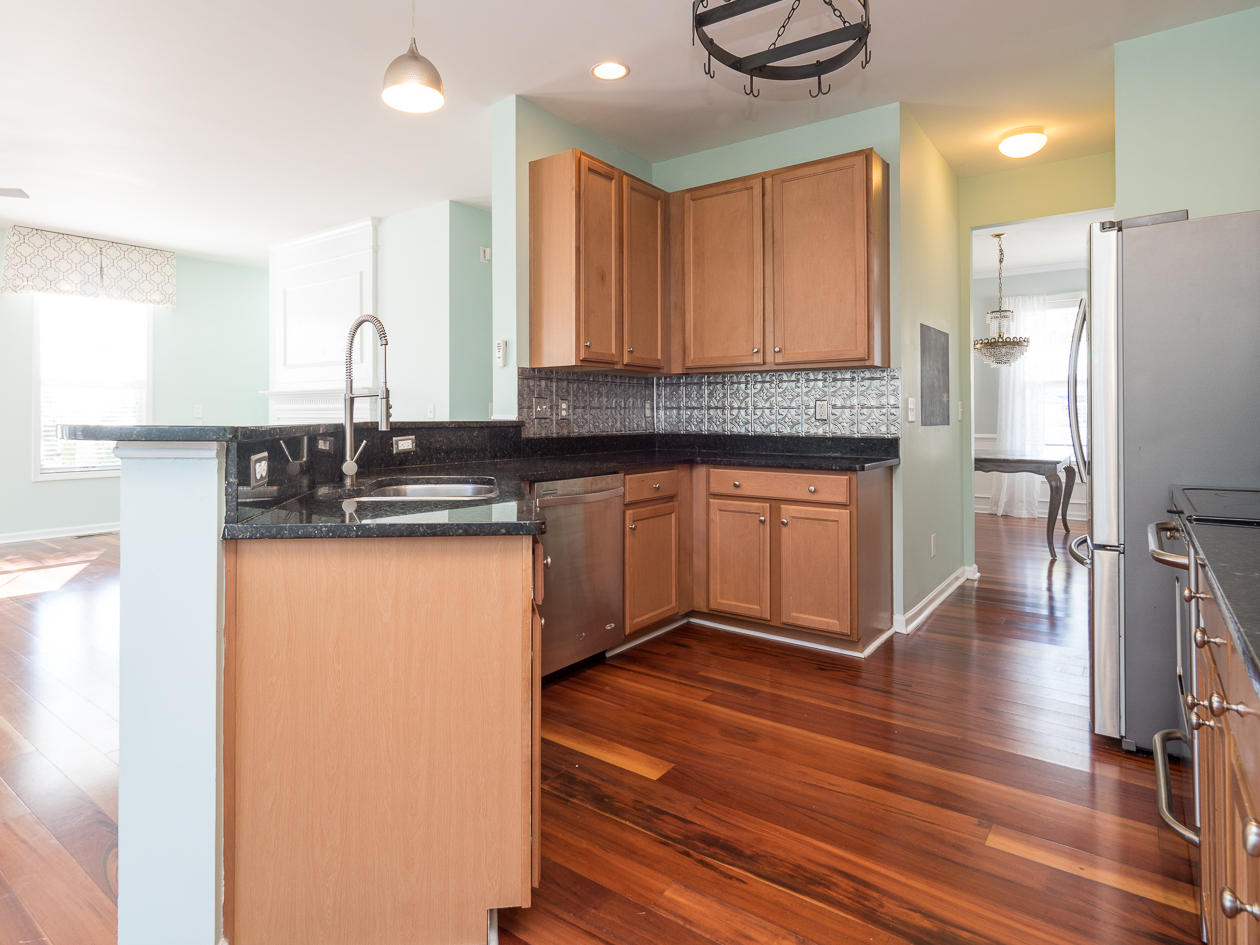2262 Sandy Point Lane Mount Pleasant, SC 29466 - Photo 12 of 42 Kitchen