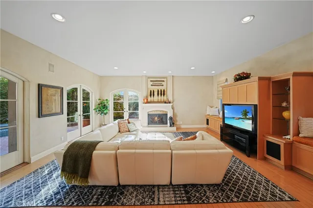 $3,595,000 | 16351 Spartan Circle, Huntington Beach, CA 92649