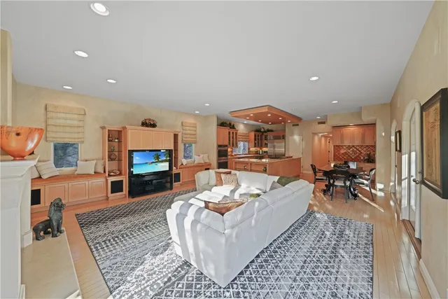 $3,595,000 | 16351 Spartan Circle, Huntington Beach, CA 92649