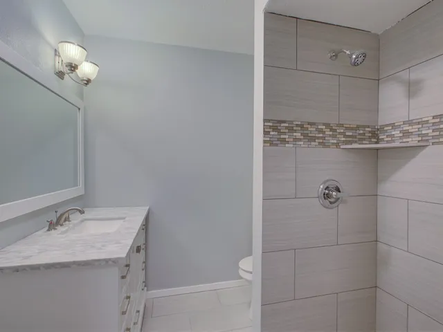 $2,350 | 2901 Burning Oak Drive, Unit B, Austin, TX 78704