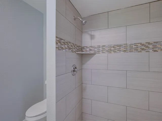 $2,350 | 2901 Burning Oak Drive, Unit B, Austin, TX 78704