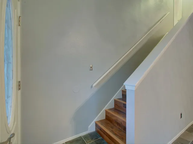 $2,350 | 2901 Burning Oak Drive, Unit B, Austin, TX 78704