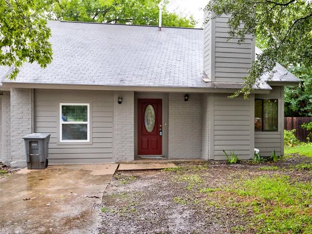 $2,350 | 2901 Burning Oak Drive, Unit B, Austin, TX 78704