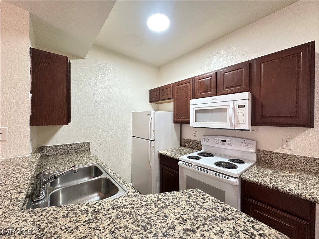 5142 South Jones Boulevard, Unit 102 Las Vegas, NV 89118 - Photo 11 of 25