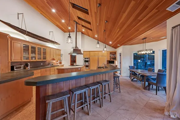 $2,750,000 | 801 Samantha Court, Healdsburg, CA 95448