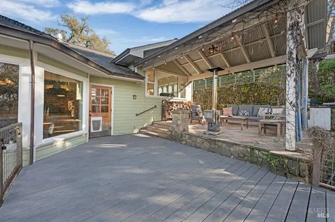 $2,595,000 | 801 Samantha Court, Healdsburg, CA 95448