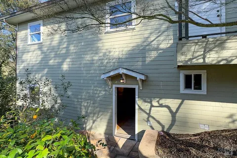 $2,595,000 | 801 Samantha Court, Healdsburg, CA 95448