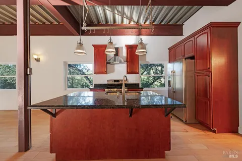 $2,750,000 | 801 Samantha Court, Healdsburg, CA 95448