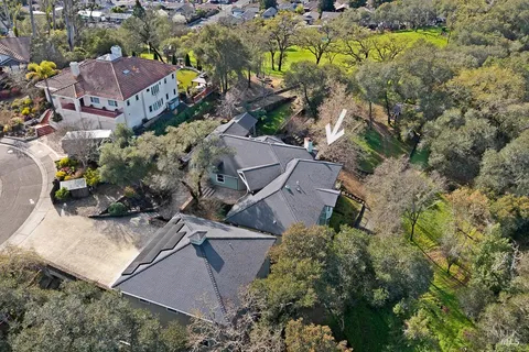 $2,750,000 | 801 Samantha Court, Healdsburg, CA 95448