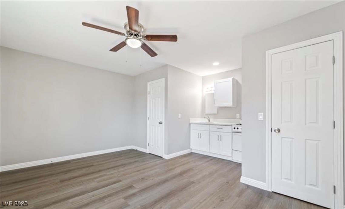 308 Eastminister Court, Unit F Henderson, NV 89015 - Photo 4 of 9