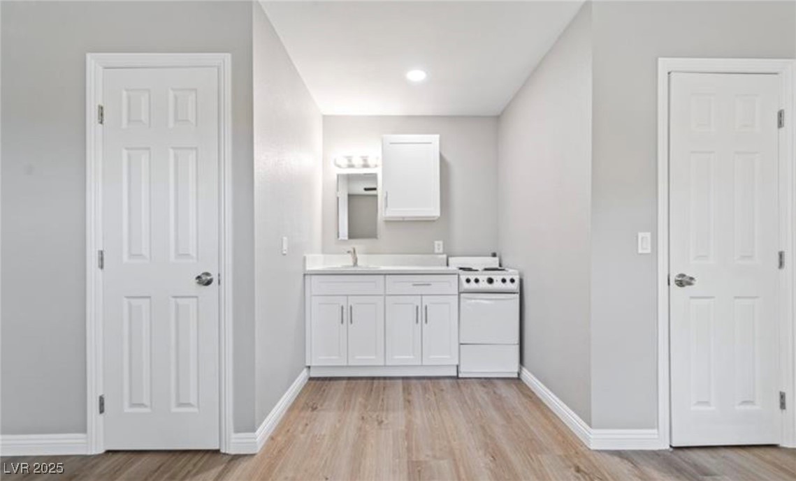 308 Eastminister Court, Unit F Henderson, NV 89015 - Photo 7 of 9