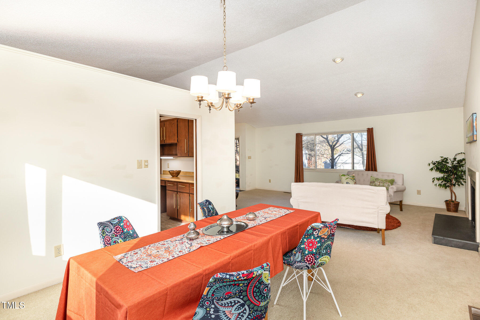 3041 Sylvania Drive Raleigh, NC 27607 - Photo 9 of 28 Dining Room
