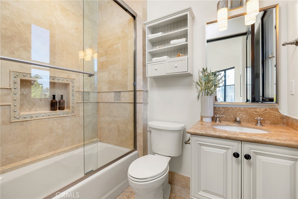 624 14th Street Manhattan Beach, CA 90266 - Photo 36 of 75 Bath 2