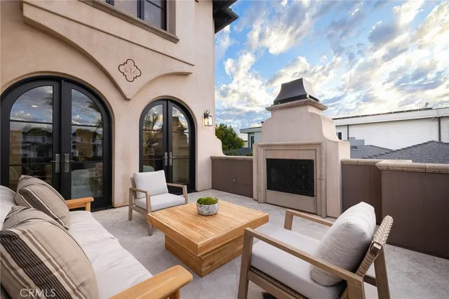 $9,999,000 | 624 14th Street, Manhattan Beach, CA 90266