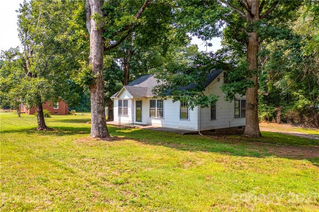 3635 County Home Road Conover, NC 28613 - Photo 1 of 17 Gallery Image 1