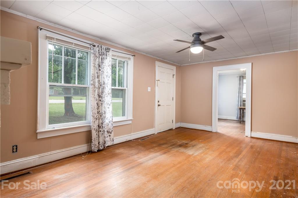 3635 County Home Road Conover, NC 28613 - Photo 2 of 17 Gallery Image 2