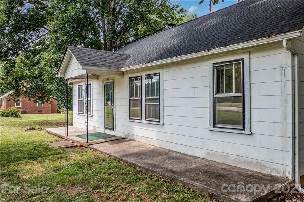 3635 County Home Road Conover, NC 28613 - Photo 16 of 17 Gallery Image 16