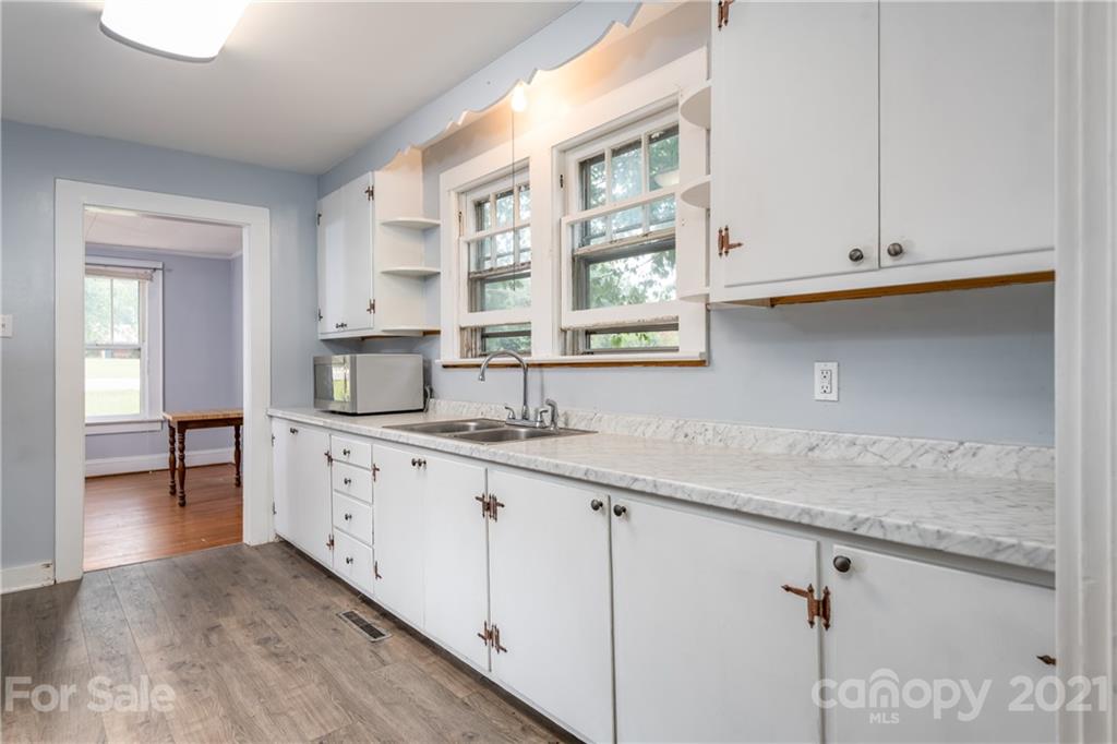 3635 County Home Road Conover, NC 28613 - Photo 3 of 17 Gallery Image 3