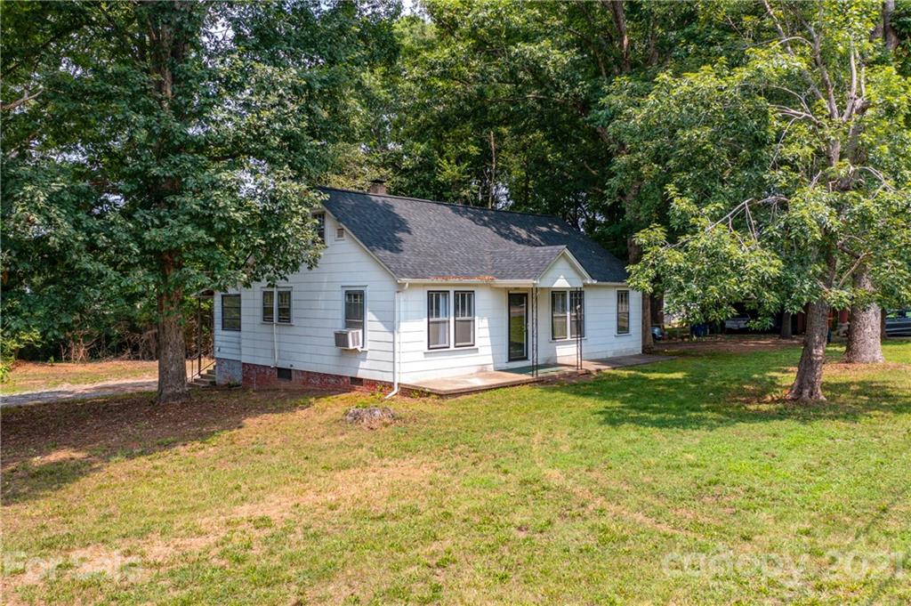 3635 County Home Road Conover, NC 28613 - Photo 6 of 17 Gallery Image 6
