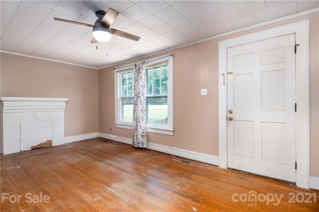 3635 County Home Road Conover, NC 28613 - Photo 7 of 17 Gallery Image 7