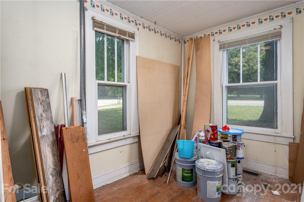 3635 County Home Road Conover, NC 28613 - Photo 10 of 17 Gallery Image 10