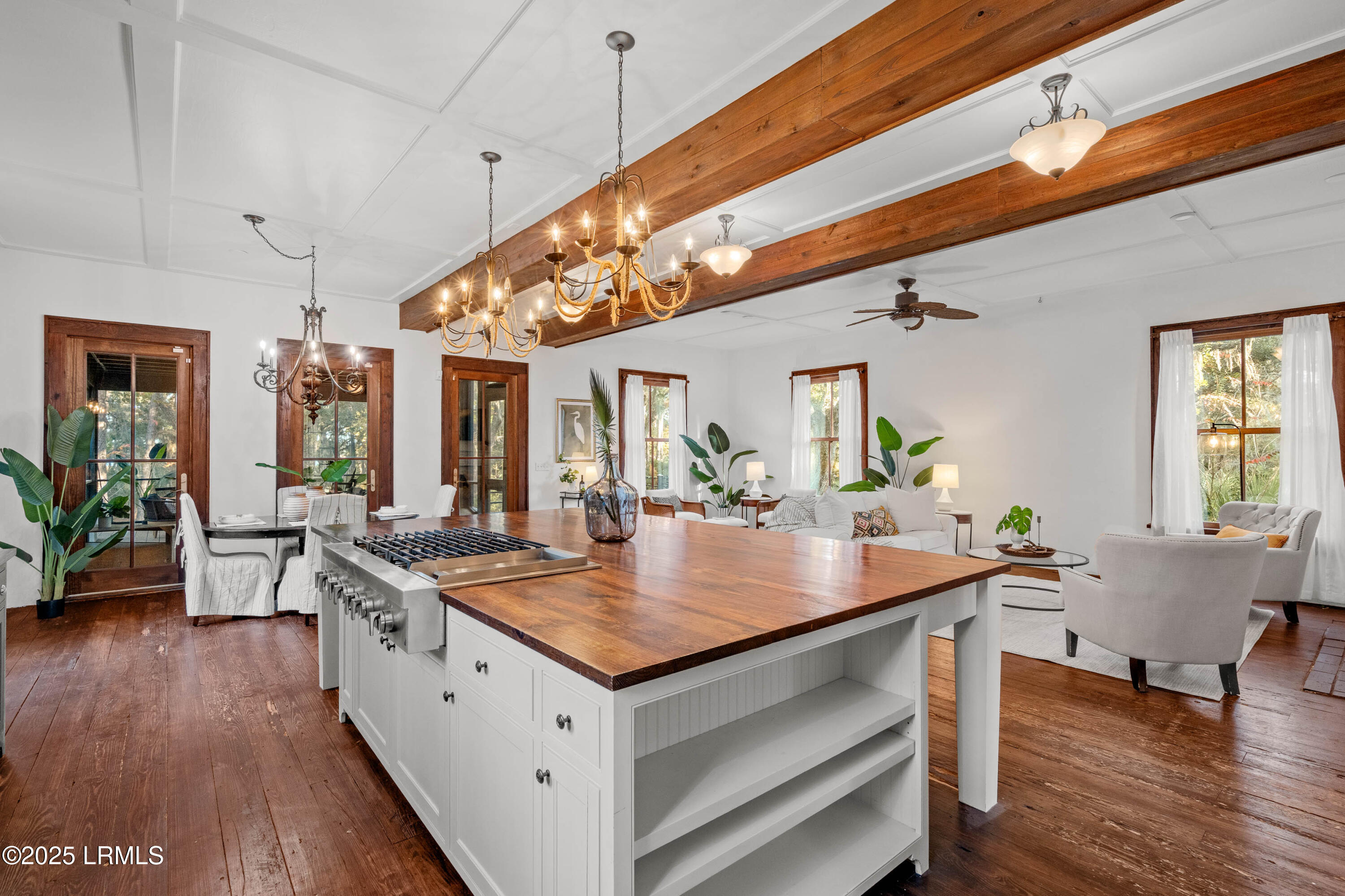 4 North Point Trail Beaufort, SC 29907 - Photo 14 of 72 Ethan Restaged-17