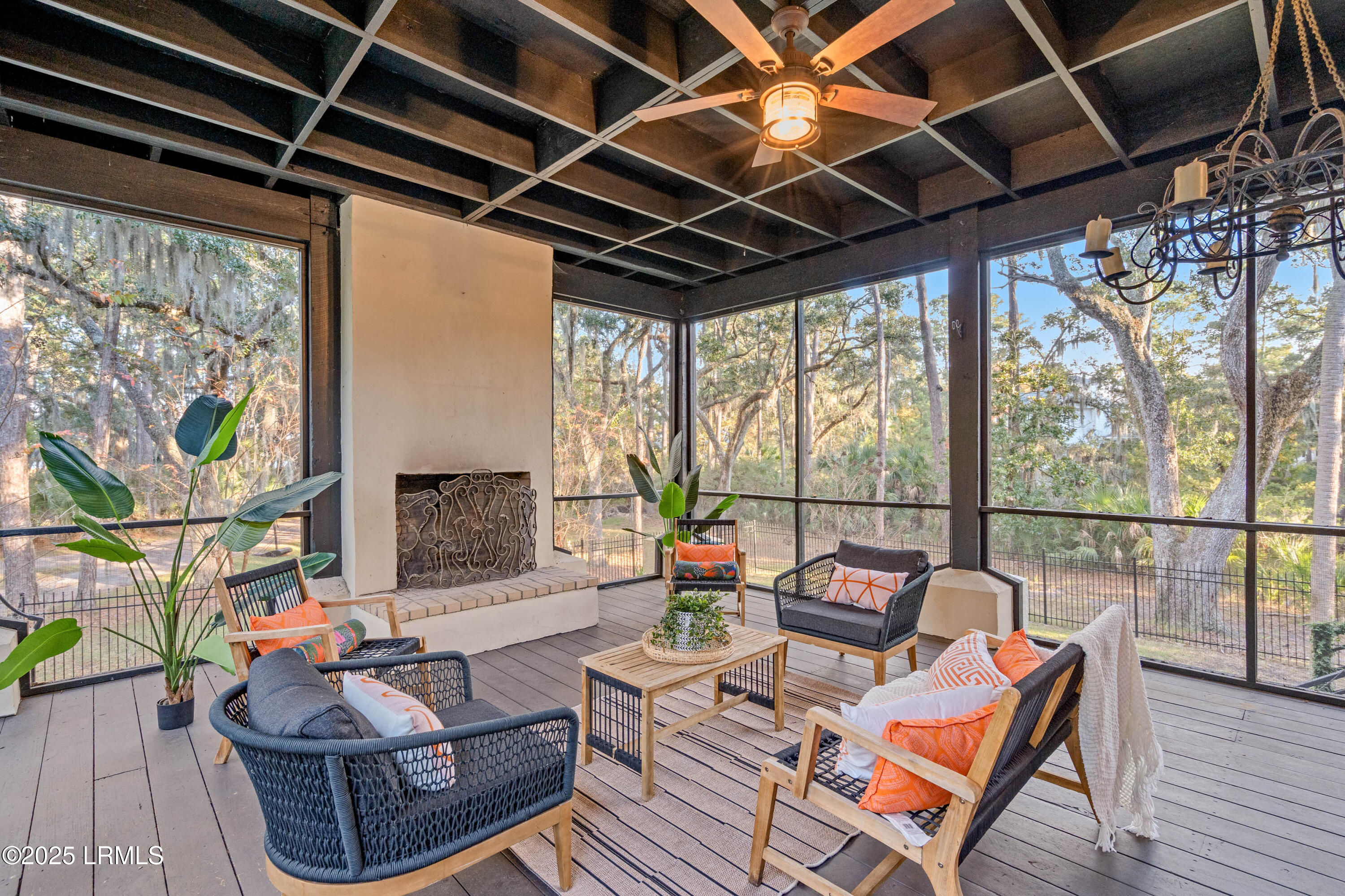 4 North Point Trail Beaufort, SC 29907 - Photo 22 of 72 Ethan Restaged-20