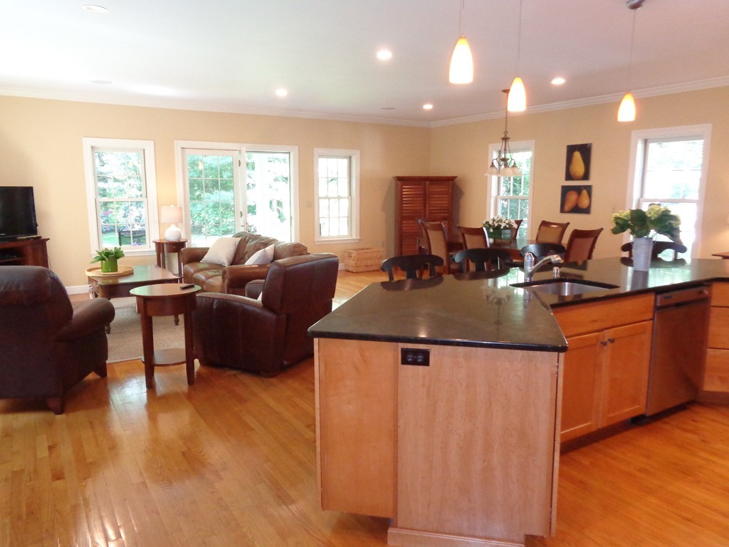 57 Grasmere Road Needham, MA 02494 - Photo 6 of 19
