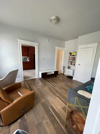 $1,400 | 120 Dekalb Avenue, Unit 8, Jersey City, NJ 07306