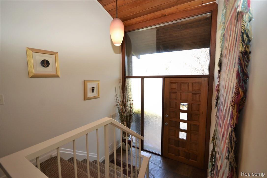4763 Patrick Road West Bloomfield, MI 48322 - Photo 21 of 48 21.JPG
