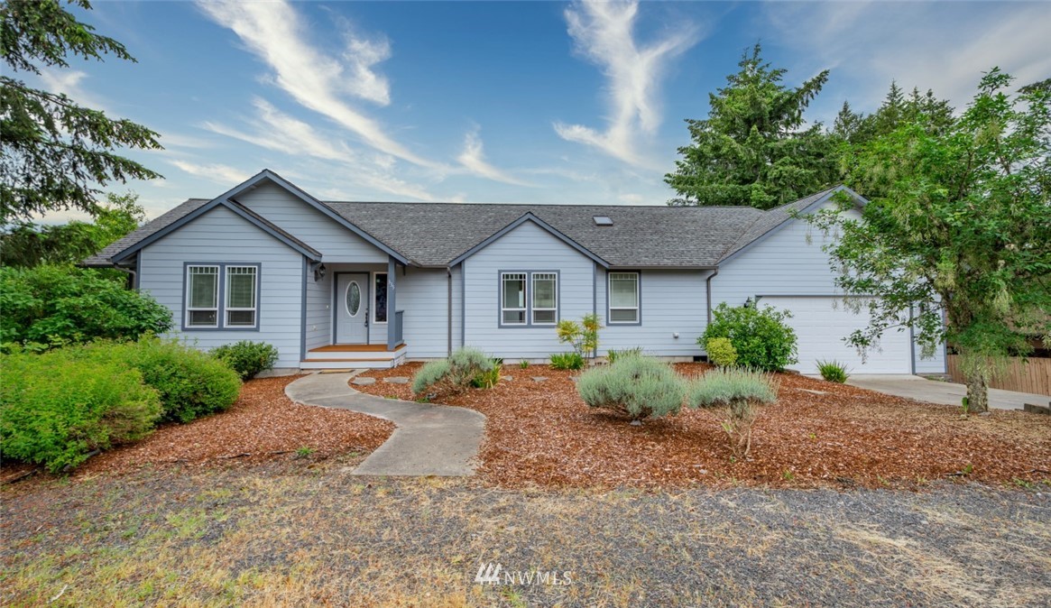335 Southeast Valley View Way Chehalis, WA 98532 - Photo 1 of 24 Gallery Image 1