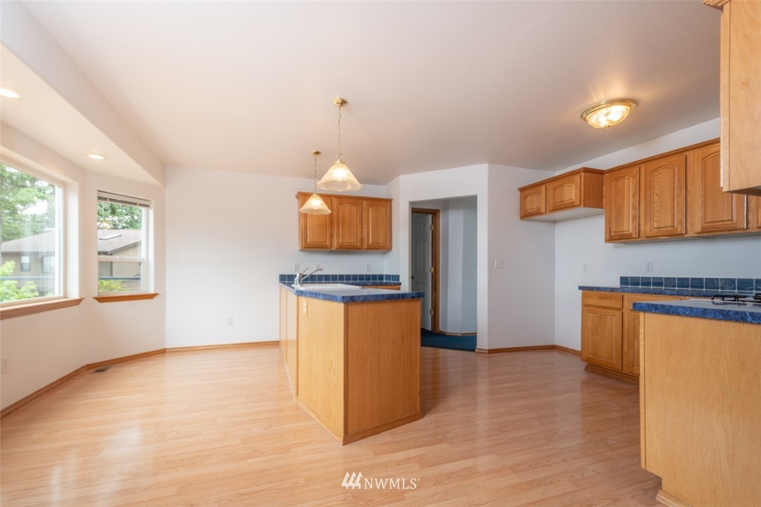 335 Southeast Valley View Way Chehalis, WA 98532 - Photo 9 of 24 Gallery Image 9