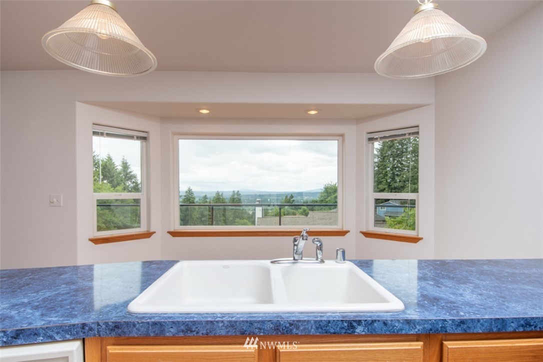 335 Southeast Valley View Way Chehalis, WA 98532 - Photo 10 of 24 Gallery Image 10