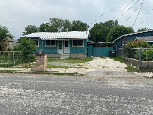 $999 | 1222 Brighton Avenue, San Antonio, TX 78211