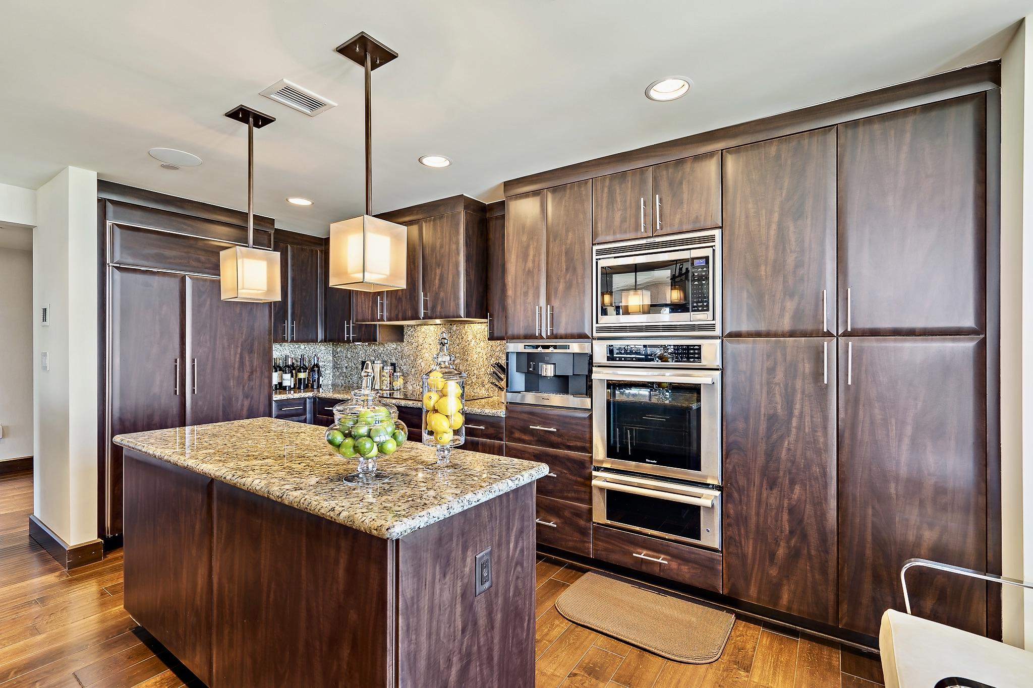 200 East Palmetto Park Road, Unit 806 Boca Raton, FL 33432 - Photo 17 of 76 Kitchen