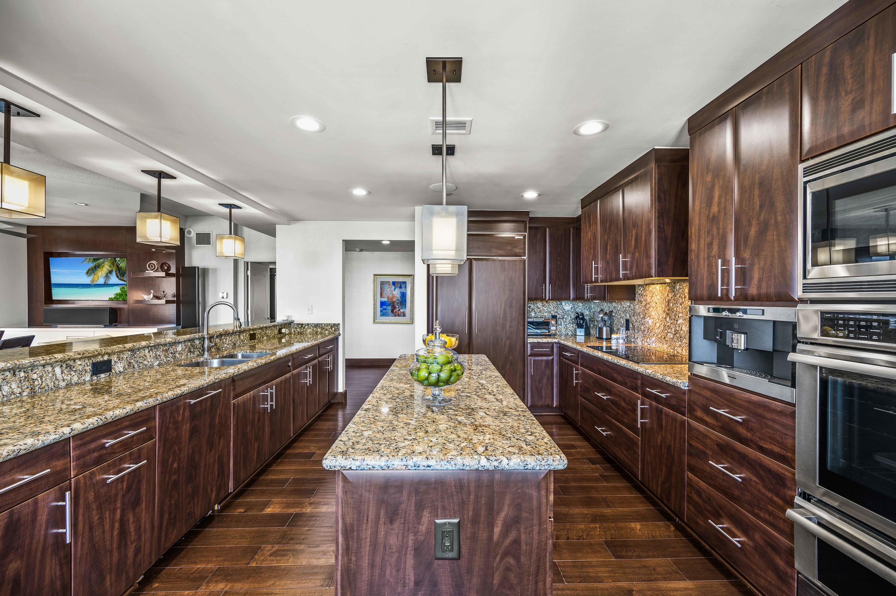 200 East Palmetto Park Road, Unit 806 Boca Raton, FL 33432 - Photo 18 of 76 Large Kitchen w/Outdoor Access!