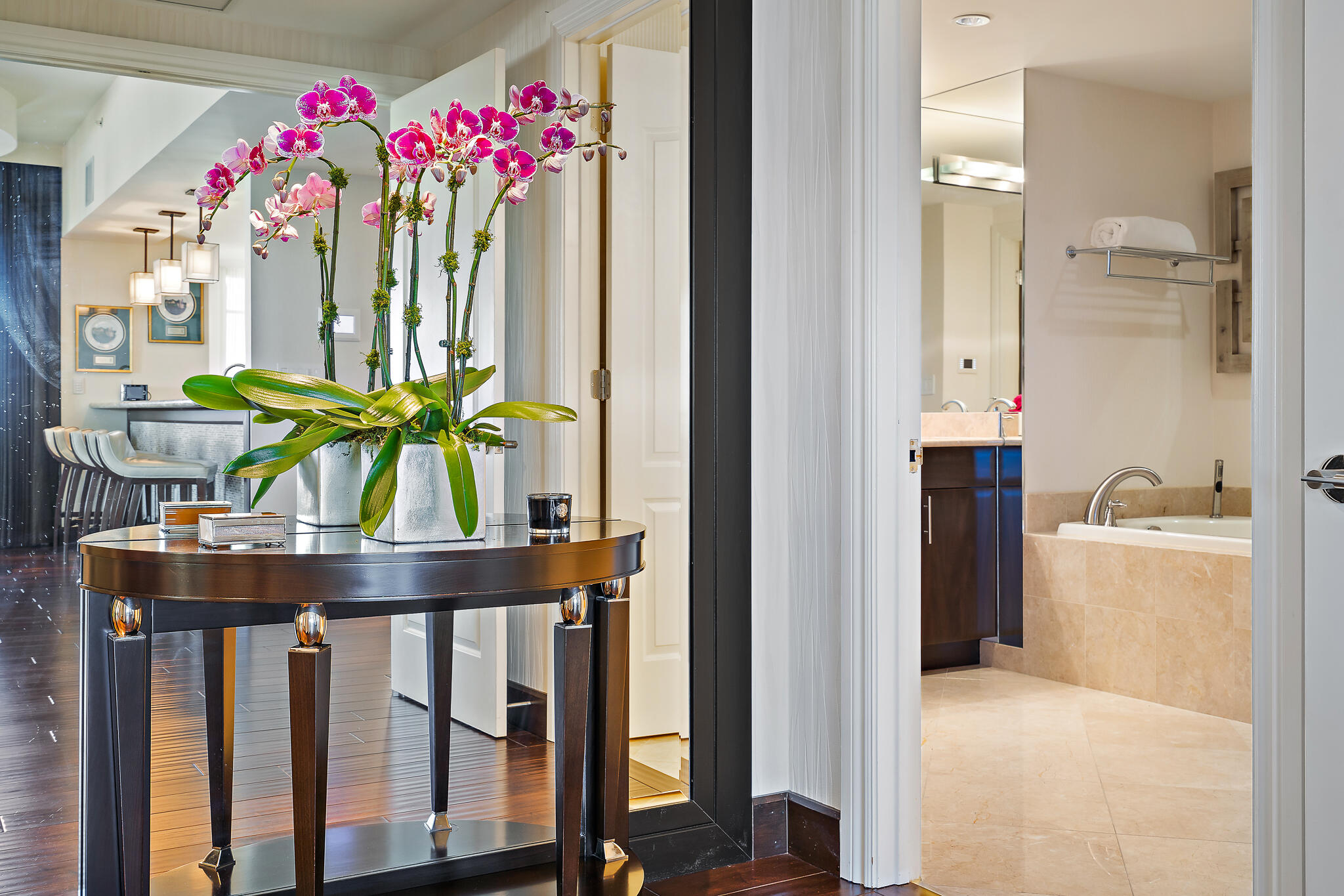 200 East Palmetto Park Road, Unit 806 Boca Raton, FL 33432 - Photo 37 of 76 Master Bath Entry