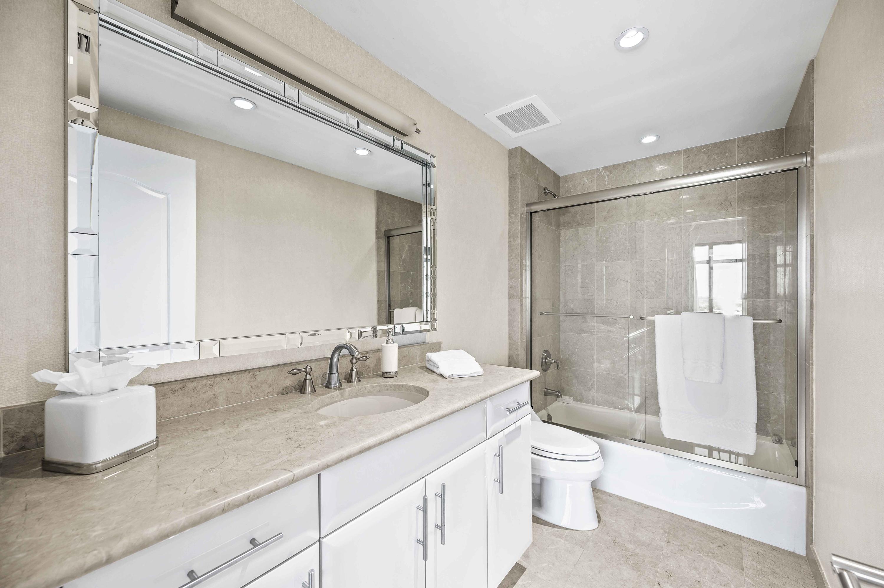 200 East Palmetto Park Road, Unit 806 Boca Raton, FL 33432 - Photo 54 of 76 EnSuite Full Bath